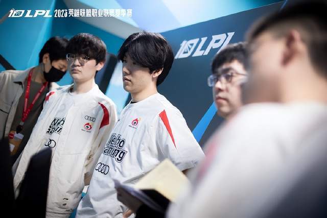 乎没有给对 乎没有给对