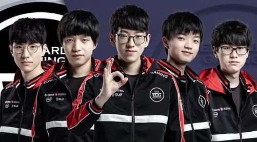 坚持作战 坚持作战