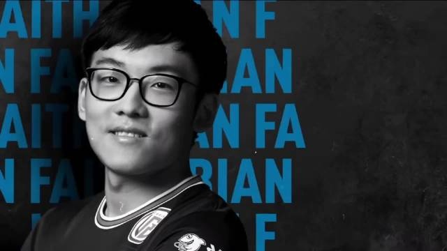 果敢的扑救 果敢的扑救