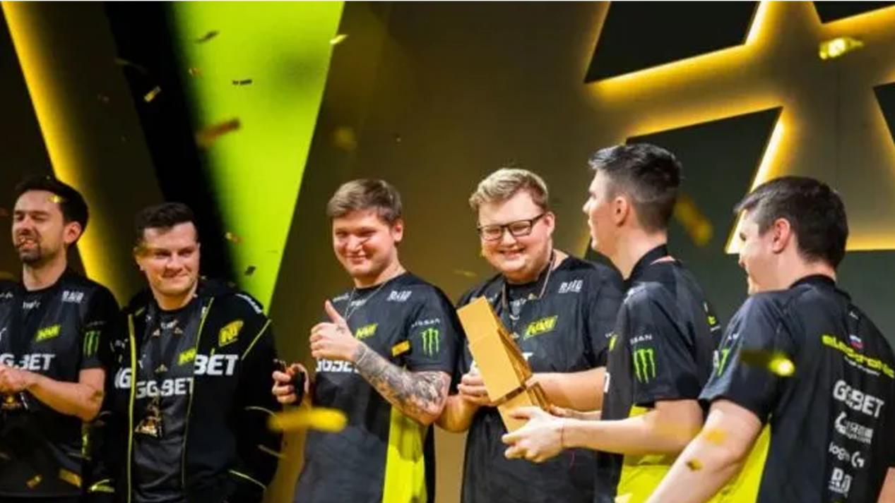 上比以往更 上比以往更