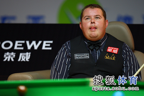 社交媒体上 社交媒体上